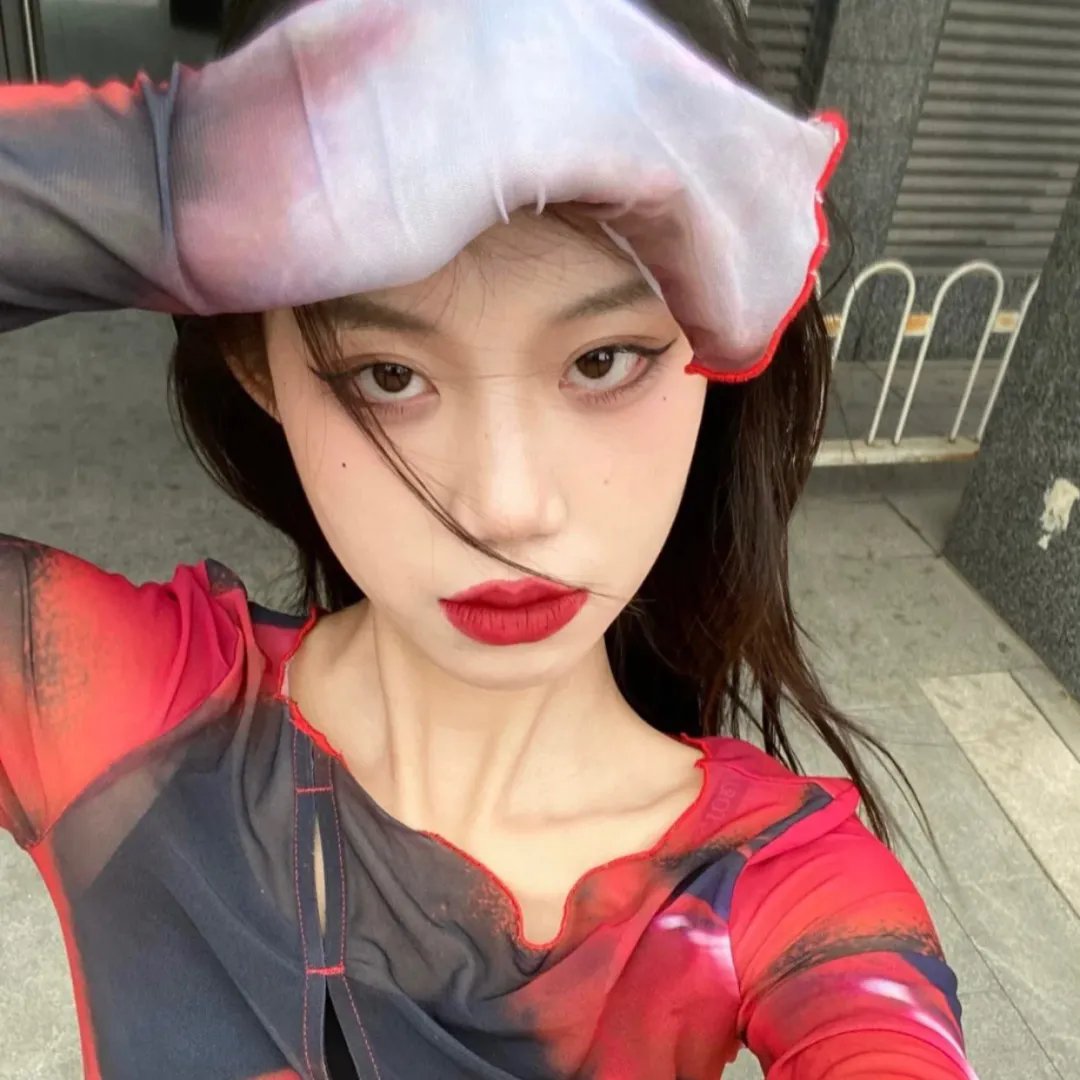 聪明的金发美女